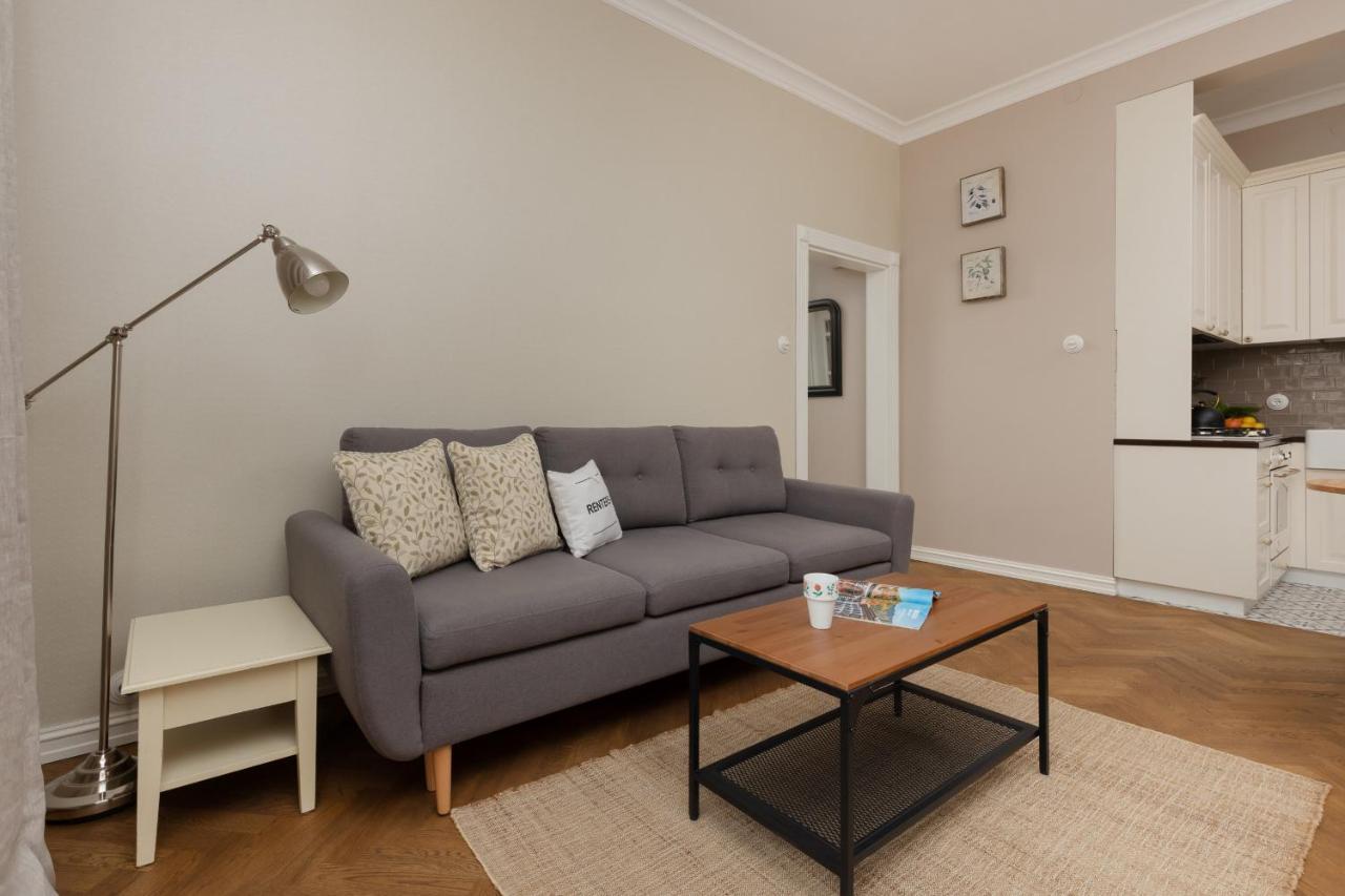 Metro Rondo Onz Apartment By Noclegi Renters Varsovia Exterior foto